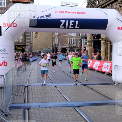 13.09.2026 - 21. swb-Marathon Bremen Tim E. http://msf.ph/oto/10380733 13.09.2026 13:16:46 Ziel 755, 792, 816, 1076, 1162, 2604, 5255, 5554, 5963, 6367, 7053, 7603, 7801, 8171, 8288, 9031 meine-sportfotos.de