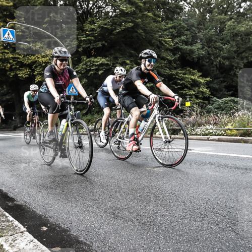 13.09.2026 - Stadtparktriathlon H.Heesch http://msf.ph/oto/10380771 13.09.2026 10:55:02 Radfahren 372, 381, 432, 473, 520, 557, 572, 666 meine-sportfotos.de