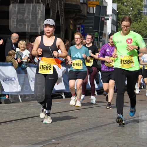 13.09.2026 - 21. swb-Marathon Bremen Strokosch-Dieckow http://msf.ph/oto/10380784 13.09.2026 11:04:48 Ziel 10160, 10245, 10526, 10613, 10711, 10755, 10877, 11114, 11214, 11215, 11248, 11410, 11720, 11740, 11761, 11991, 12009, 12929, 10315, 10465, 10729, 10741, 10850, 10855, 10856, 10975, 11133, 11272, 11395, 11518, 11757, 11939, 12002, 12064, 12235, 12420, 12522 meine-sportfotos.de