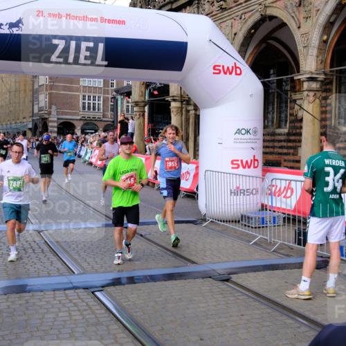 13.09.2026 - 21. swb-Marathon Bremen Tim E. http://msf.ph/oto/10380813 13.09.2026 13:16:47 Ziel 755, 792, 816, 1076, 1162, 2604, 5255, 5554, 5963, 6367, 7053, 7603, 7801, 8171, 8288 meine-sportfotos.de