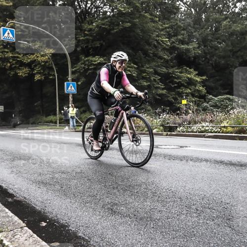 13.09.2026 - Stadtparktriathlon H.Heesch http://msf.ph/oto/10380834 13.09.2026 10:23:19 Radfahren 407, 456 meine-sportfotos.de