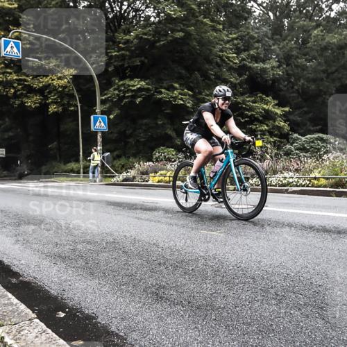 13.09.2026 - Stadtparktriathlon H.Heesch http://msf.ph/oto/10380870 13.09.2026 10:23:53 Radfahren 293, 336, 404 meine-sportfotos.de