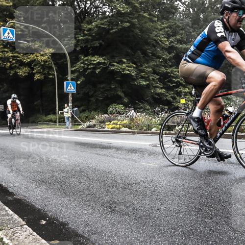 13.09.2026 - Stadtparktriathlon H.Heesch http://msf.ph/oto/10380904 13.09.2026 10:24:27 Radfahren 224, 236, 343 meine-sportfotos.de