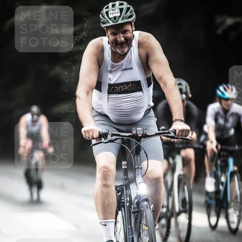 13.09.2026 - Stadtparktriathlon H.Heesch http://msf.ph/oto/10380911 13.09.2026 12:26:20 Radfahren 987, 1008, 1045, 1052, 1073, 1086, 1089, 1093, 1099, 1131, 1147, 1161 meine-sportfotos.de