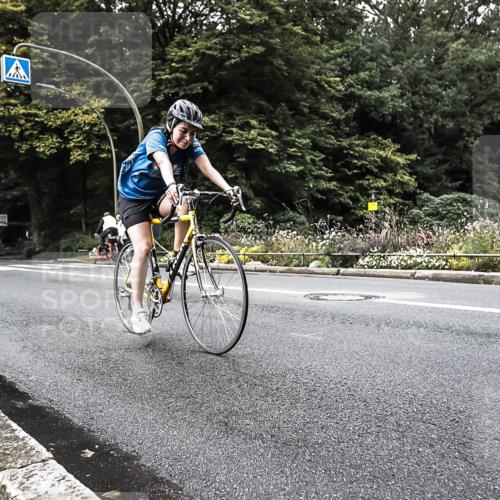 13.09.2026 - Stadtparktriathlon H.Heesch http://msf.ph/oto/10380931 13.09.2026 10:55:58 Radfahren 351, 493, 547, 671 meine-sportfotos.de