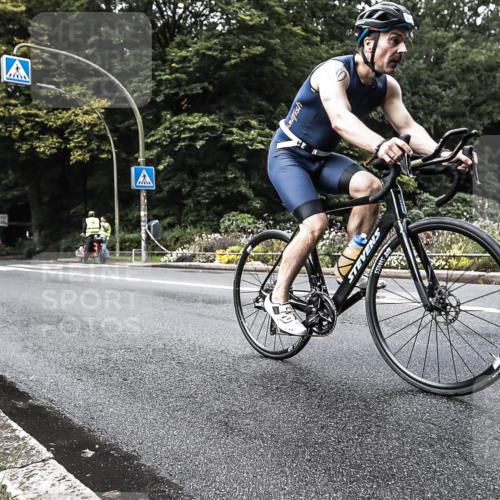 13.09.2026 - Stadtparktriathlon H.Heesch http://msf.ph/oto/10380965 13.09.2026 10:56:13 Radfahren 1799 meine-sportfotos.de