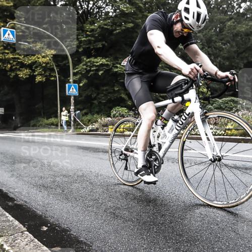 13.09.2026 - Stadtparktriathlon H.Heesch http://msf.ph/oto/10380975 13.09.2026 10:25:07 Radfahren 244 meine-sportfotos.de