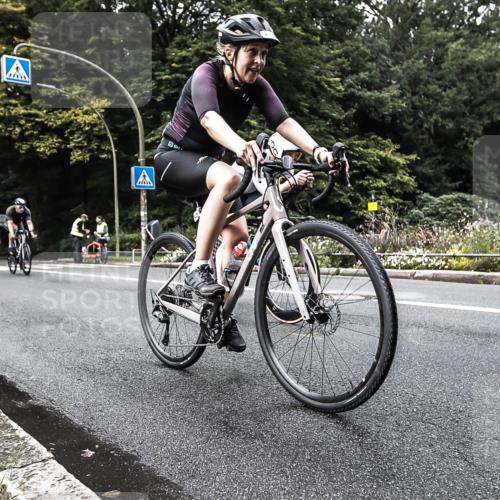 13.09.2026 - Stadtparktriathlon H.Heesch http://msf.ph/oto/10380976 13.09.2026 10:56:26 Radfahren 428, 509, 640, 683, 708 meine-sportfotos.de