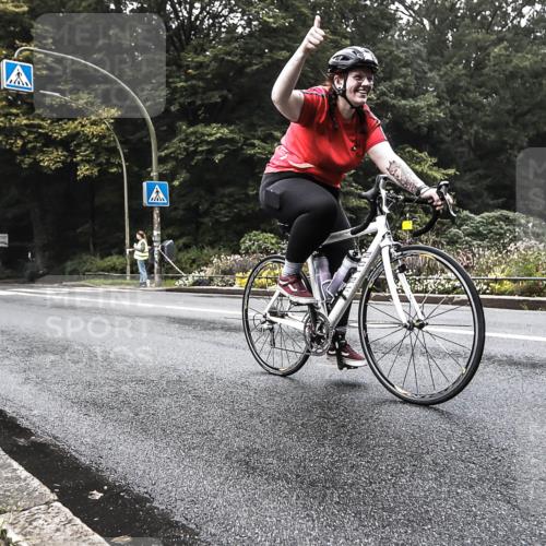 13.09.2026 - Stadtparktriathlon H.Heesch http://msf.ph/oto/10381004 13.09.2026 10:25:40 Radfahren 281, 395 meine-sportfotos.de