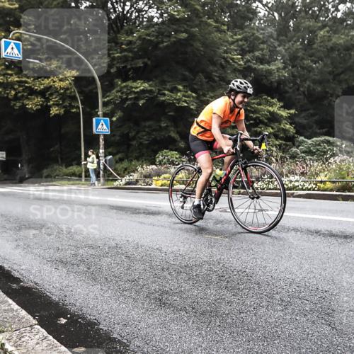 13.09.2026 - Stadtparktriathlon H.Heesch http://msf.ph/oto/10381015 13.09.2026 10:25:41 Radfahren 281, 395 meine-sportfotos.de