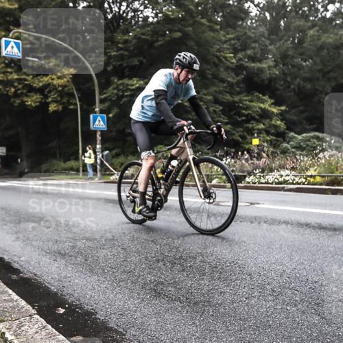 13.09.2026 - Stadtparktriathlon H.Heesch http://msf.ph/oto/10381042 13.09.2026 10:25:51 Radfahren 210, 284, 316, 466 meine-sportfotos.de