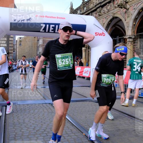 13.09.2026 - 21. swb-Marathon Bremen Tim E. http://msf.ph/oto/10381059 13.09.2026 13:17:02 Ziel 472, 675, 696, 734, 816, 827, 985, 2473, 2474, 2809, 3716, 3961, 4135, 4137, 4485, 5255, 5772, 6049, 6367, 6531, 6535, 7297, 7387, 7875 meine-sportfotos.de