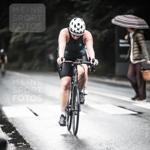 13.09.2026 - Stadtparktriathlon H.Heesch http://msf.ph/oto/10381062 13.09.2026 12:26:36 Radfahren 972, 980, 1067, 1083, 1159, 1167 meine-sportfotos.de
