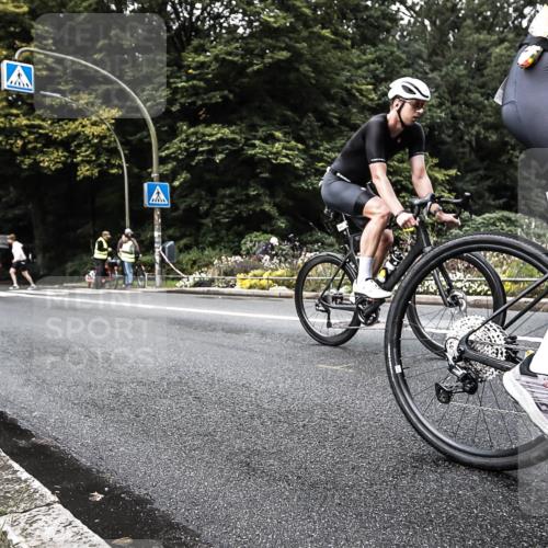 13.09.2026 - Stadtparktriathlon H.Heesch http://msf.ph/oto/10381063 13.09.2026 10:57:06 Radfahren 382, 415, 462, 480, 540 meine-sportfotos.de