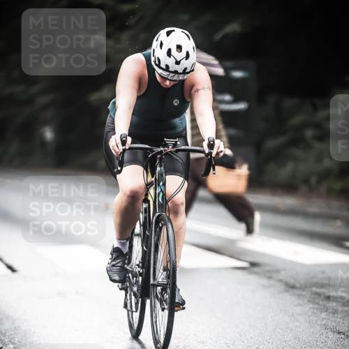 13.09.2026 - Stadtparktriathlon H.Heesch http://msf.ph/oto/10381071 13.09.2026 12:26:36 Radfahren 972, 980, 1067, 1083, 1159, 1167 meine-sportfotos.de