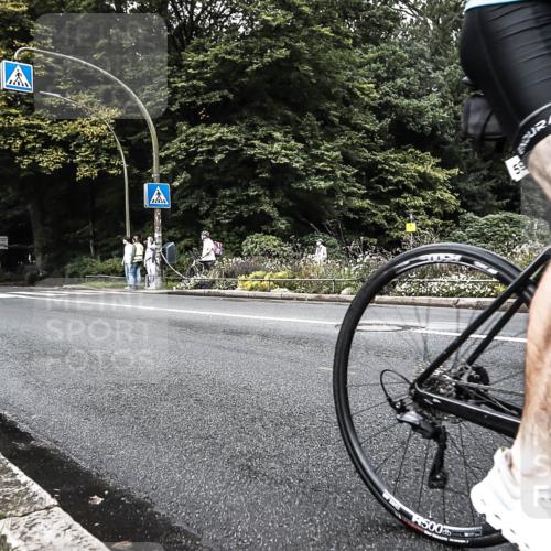 13.09.2026 - Stadtparktriathlon H.Heesch http://msf.ph/oto/10381158 13.09.2026 10:58:02 Radfahren 514, 590, 595, 597 meine-sportfotos.de