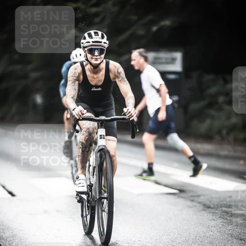 13.09.2026 - Stadtparktriathlon H.Heesch http://msf.ph/oto/10381160 13.09.2026 12:26:44 Radfahren 955, 972, 1000, 1037, 1062, 1063, 1178 meine-sportfotos.de