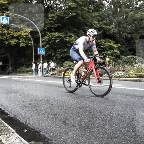 13.09.2026 - Stadtparktriathlon H.Heesch http://msf.ph/oto/10381174 13.09.2026 10:58:18 Radfahren 528, 644 meine-sportfotos.de