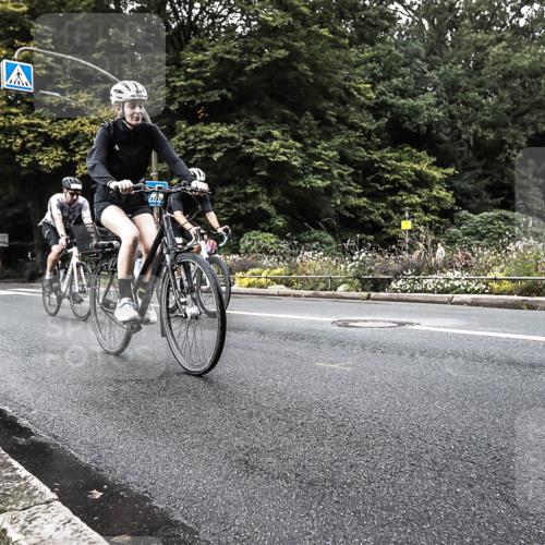 13.09.2026 - Stadtparktriathlon H.Heesch http://msf.ph/oto/10381206 13.09.2026 10:58:32 Radfahren 386, 430, 461, 603, 633, 686 meine-sportfotos.de