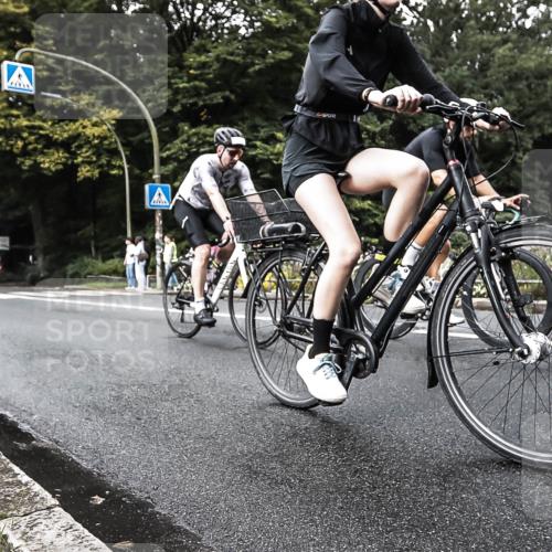 13.09.2026 - Stadtparktriathlon H.Heesch http://msf.ph/oto/10381209 13.09.2026 10:58:33 Radfahren 363, 386, 430, 461, 602, 603, 633 meine-sportfotos.de