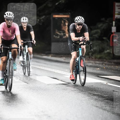 13.09.2026 - Stadtparktriathlon H.Heesch http://msf.ph/oto/10381210 13.09.2026 12:26:52 Radfahren 955, 970, 1024, 1106, 1144, 1145 meine-sportfotos.de
