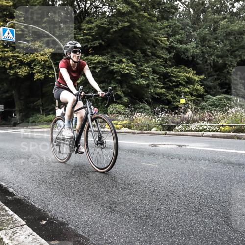 13.09.2026 - Stadtparktriathlon H.Heesch http://msf.ph/oto/10381222 13.09.2026 10:58:34 Radfahren 363, 386, 430, 461, 602, 603, 633, 687 meine-sportfotos.de