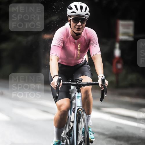 13.09.2026 - Stadtparktriathlon H.Heesch http://msf.ph/oto/10381223 13.09.2026 12:26:53 Radfahren 955, 970, 1024, 1106, 1144, 1145 meine-sportfotos.de