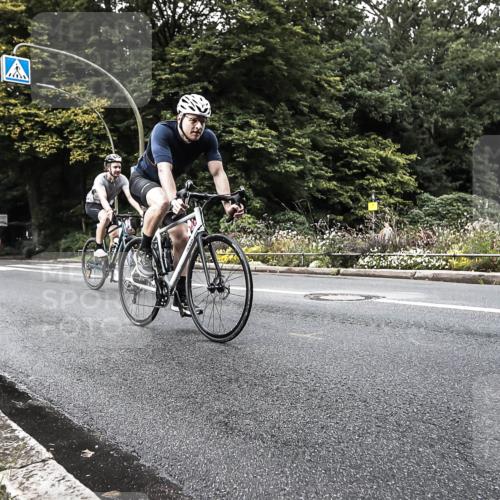 13.09.2026 - Stadtparktriathlon H.Heesch http://msf.ph/oto/10381248 13.09.2026 10:58:39 Radfahren 363, 442, 502, 573, 602, 621, 632, 687 meine-sportfotos.de