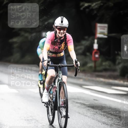 13.09.2026 - Stadtparktriathlon H.Heesch http://msf.ph/oto/10381278 13.09.2026 12:27:08 Radfahren 1028, 1132, 1177, 1187 meine-sportfotos.de