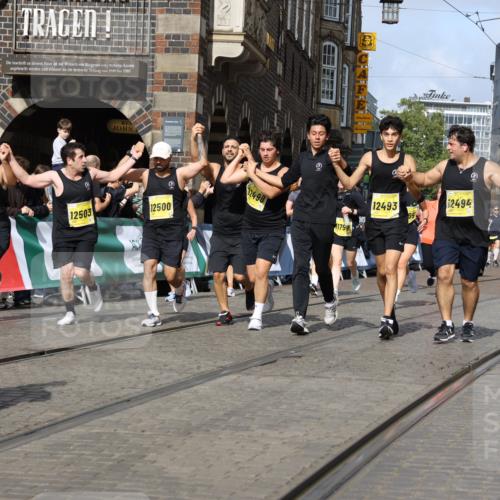 13.09.2026 - 21. swb-Marathon Bremen Strokosch-Dieckow http://msf.ph/oto/10381289 13.09.2026 11:04:57 Ziel 10160, 10198, 10283, 10481, 10711, 10755, 10877, 10940, 11114, 11364, 11366, 11592, 11705, 11761, 11991, 12005, 10370, 10465, 10718, 10800, 10850, 10975, 11102, 11105, 11157, 11218, 11281, 11584, 11616, 11722, 11900, 12002, 12064, 12099, 12335, 12522 meine-sportfotos.de