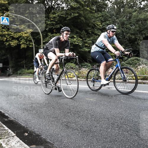 13.09.2026 - Stadtparktriathlon H.Heesch http://msf.ph/oto/10381308 13.09.2026 10:58:46 Radfahren 407, 450, 483, 499, 556, 598, 605, 611, 630, 634, 656, 665, 668 meine-sportfotos.de