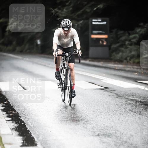 13.09.2026 - Stadtparktriathlon H.Heesch http://msf.ph/oto/10381351 13.09.2026 12:27:19 Radfahren 1033, 1173 meine-sportfotos.de
