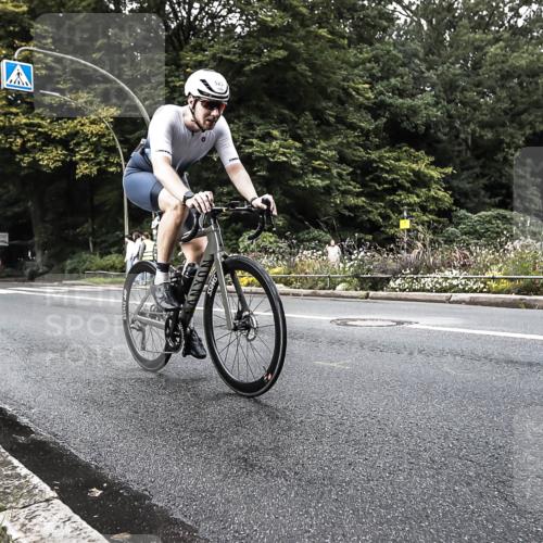 13.09.2026 - Stadtparktriathlon H.Heesch http://msf.ph/oto/10381354 13.09.2026 10:58:57 Radfahren 491, 523, 586, 655, 691, 696 meine-sportfotos.de