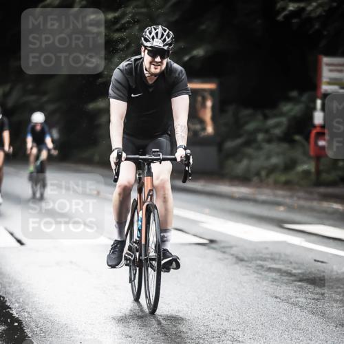 13.09.2026 - Stadtparktriathlon H.Heesch http://msf.ph/oto/10381402 13.09.2026 12:27:24 Radfahren 1033, 1077, 1153, 1169, 1173 meine-sportfotos.de