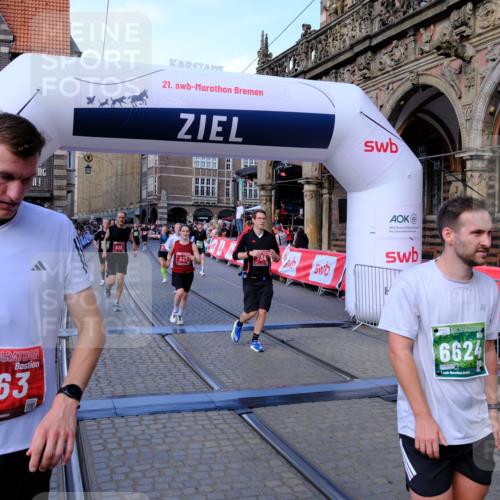 13.09.2026 - 21. swb-Marathon Bremen Tim E. http://msf.ph/oto/10381405 13.09.2026 13:17:33 Ziel 842, 2052, 3148, 4805, 6095, 6624, 6734, 6759, 7284, 8111, 8418 meine-sportfotos.de