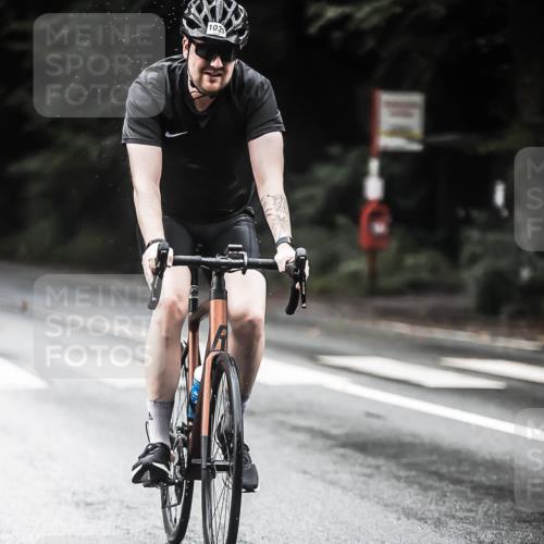 13.09.2026 - Stadtparktriathlon H.Heesch http://msf.ph/oto/10381413 13.09.2026 12:27:25 Radfahren 1033, 1077, 1153, 1169, 1173 meine-sportfotos.de