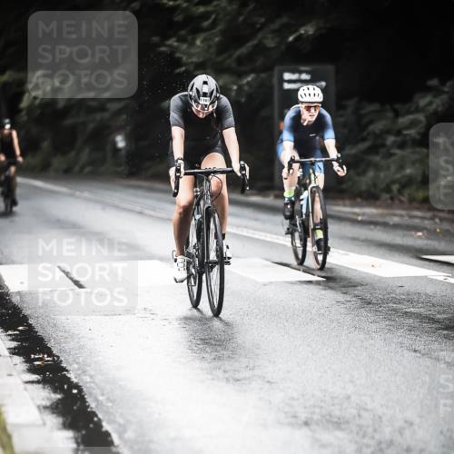 13.09.2026 - Stadtparktriathlon H.Heesch http://msf.ph/oto/10381424 13.09.2026 12:27:26 Radfahren 1033, 1077, 1153, 1169 meine-sportfotos.de