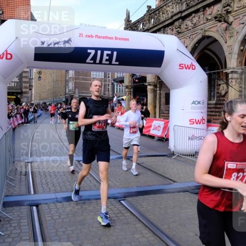 13.09.2026 - 21. swb-Marathon Bremen Tim E. http://msf.ph/oto/10381439 13.09.2026 13:17:36 Ziel 842, 2052, 3148, 4805, 6095, 6624, 6734, 6759, 6803, 8111, 8418, 8532, 8714 meine-sportfotos.de