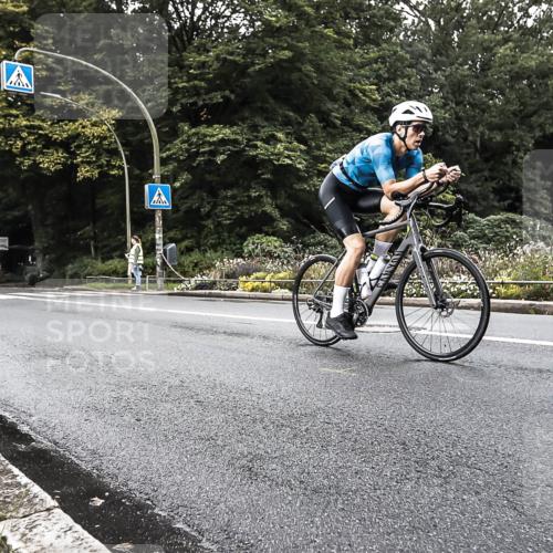 13.09.2026 - Stadtparktriathlon H.Heesch http://msf.ph/oto/10381444 13.09.2026 10:59:43 Radfahren 550, 629, 641, 646, 649 meine-sportfotos.de
