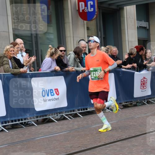 13.09.2026 - 21. swb-Marathon Bremen Strokosch-Dieckow http://msf.ph/oto/10381461 13.09.2026 12:44:48 Ziel 322, 814, 1187, 1544, 1840, 4474, 8285, 289, 6485 meine-sportfotos.de