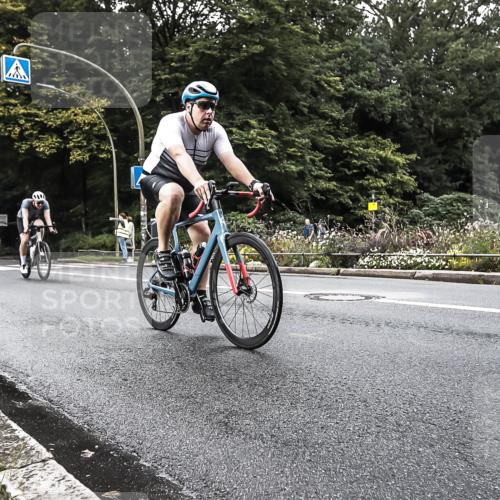 13.09.2026 - Stadtparktriathlon H.Heesch http://msf.ph/oto/10381472 13.09.2026 10:59:53 Radfahren 518, 575, 606, 678, 699 meine-sportfotos.de