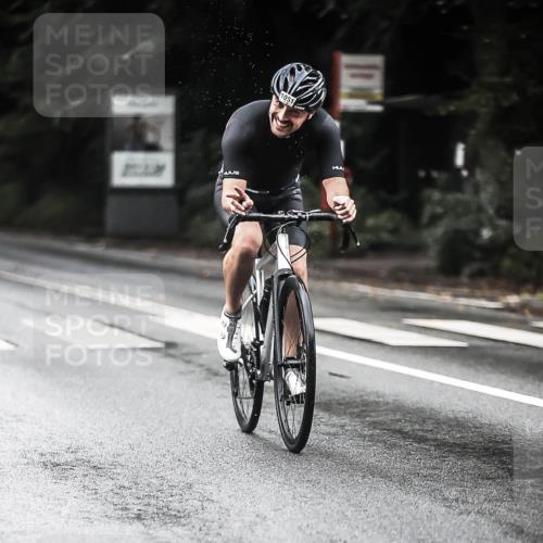 13.09.2026 - Stadtparktriathlon H.Heesch http://msf.ph/oto/10381503 13.09.2026 12:27:35 Radfahren 1007, 1047, 1051, 1153 meine-sportfotos.de