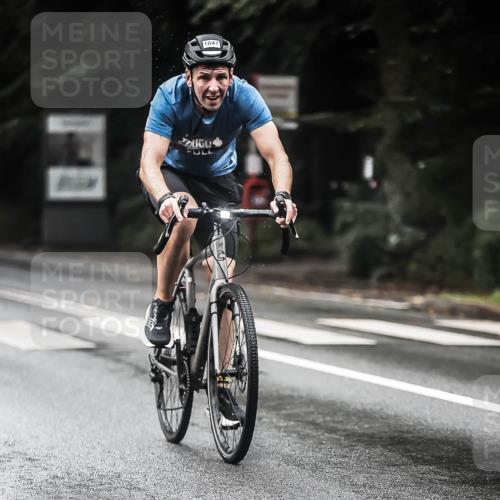 13.09.2026 - Stadtparktriathlon H.Heesch http://msf.ph/oto/10381531 13.09.2026 12:27:36 Radfahren 1007, 1047, 1051, 1153 meine-sportfotos.de