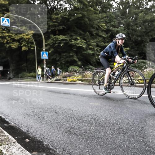 13.09.2026 - Stadtparktriathlon H.Heesch http://msf.ph/oto/10381532 13.09.2026 11:00:02 Radfahren 366, 387, 555, 562, 568, 697 meine-sportfotos.de