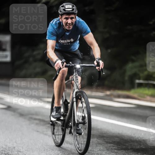13.09.2026 - Stadtparktriathlon H.Heesch http://msf.ph/oto/10381535 13.09.2026 12:27:36 Radfahren 1007, 1047, 1051, 1153 meine-sportfotos.de