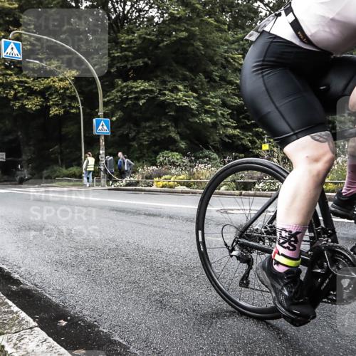 13.09.2026 - Stadtparktriathlon H.Heesch http://msf.ph/oto/10381557 13.09.2026 11:00:10 Radfahren 375, 431, 482, 543, 660 meine-sportfotos.de