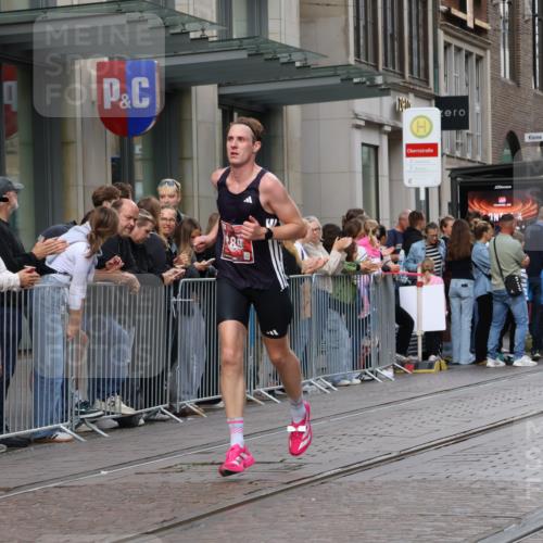 13.09.2026 - 21. swb-Marathon Bremen Strokosch-Dieckow http://msf.ph/oto/10381561 13.09.2026 12:44:54 Ziel 322, 814, 1187, 1544, 1840, 8285, 289, 4474, 6485, 8285 meine-sportfotos.de