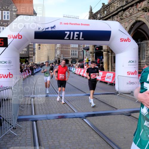 13.09.2026 - 21. swb-Marathon Bremen Tim E. http://msf.ph/oto/10381574 13.09.2026 13:17:44 Ziel 560, 842, 2008, 3148, 4171, 5041, 5550, 6095, 6734, 6803, 7901, 8100, 8250, 8253, 8446, 8532, 8714, 9075 meine-sportfotos.de