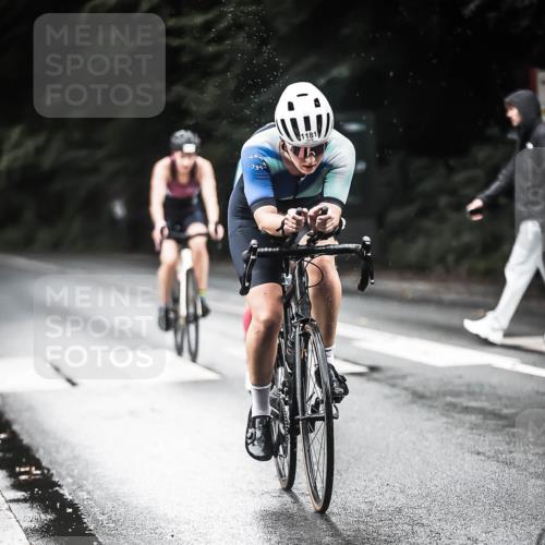 13.09.2026 - Stadtparktriathlon H.Heesch http://msf.ph/oto/10381595 13.09.2026 12:27:44 Radfahren 1007, 1075, 1102, 1112, 1181 meine-sportfotos.de