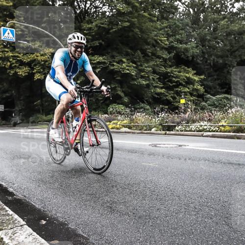 13.09.2026 - Stadtparktriathlon H.Heesch http://msf.ph/oto/10381603 13.09.2026 11:00:32 Radfahren 401, 471, 479, 569, 684 meine-sportfotos.de